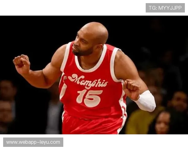 卡特化身篮板机器 统治内线震撼全场